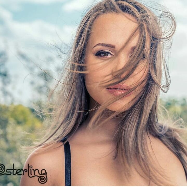 Liza Rowe Biography 2025: Net Worth, Career & Life
